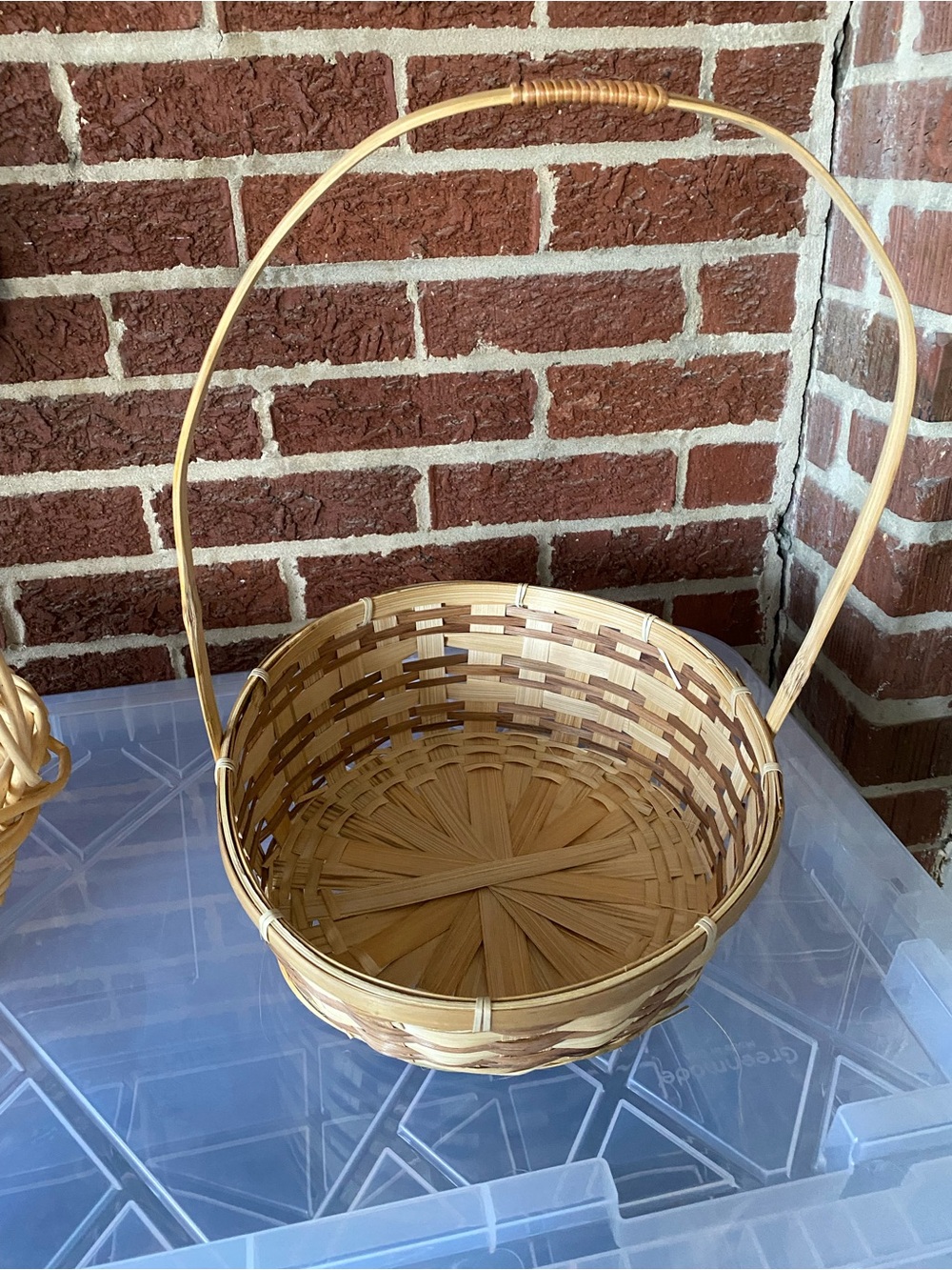 Natural Woven Picnic Basket with Handle - Natural Color